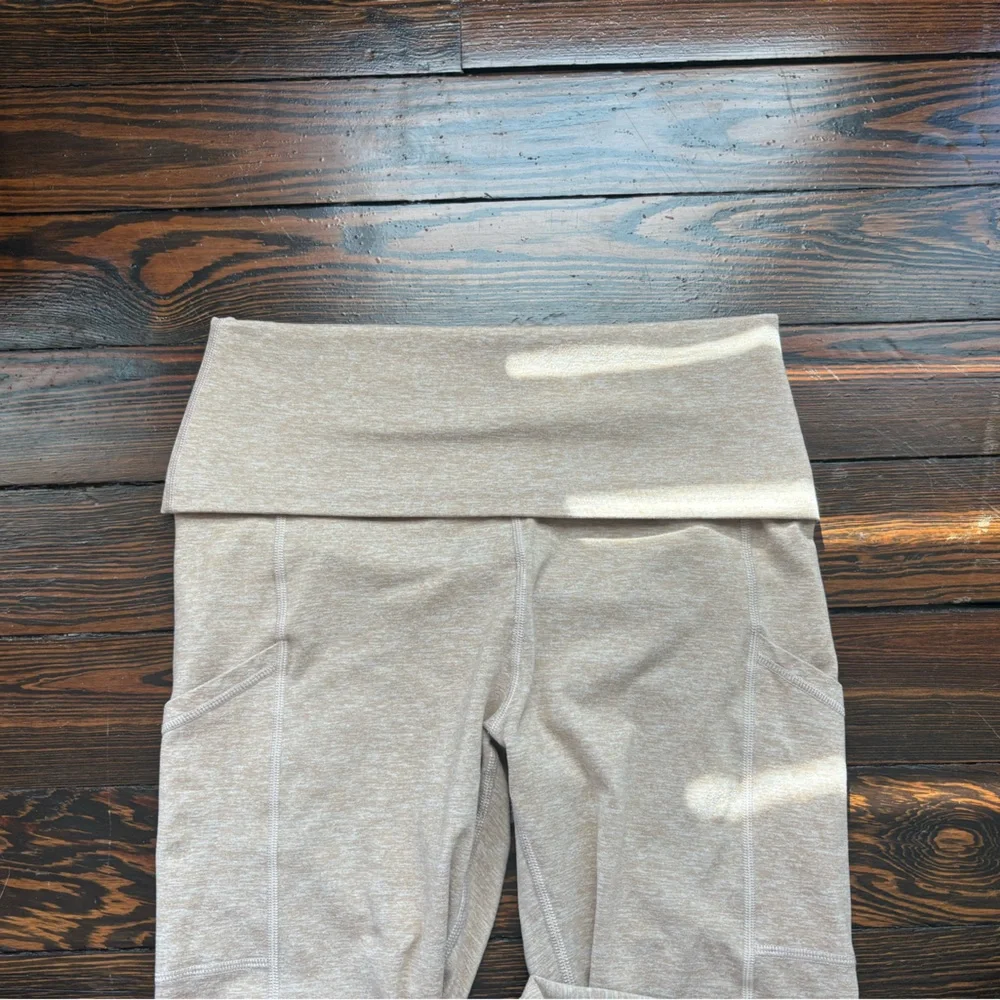 aerie Fold-Over Waist Heathered Cream Leggings - Picture 4 of 4